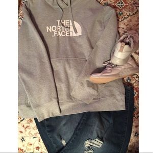 North Face Hoodie Price is FIRM 💛